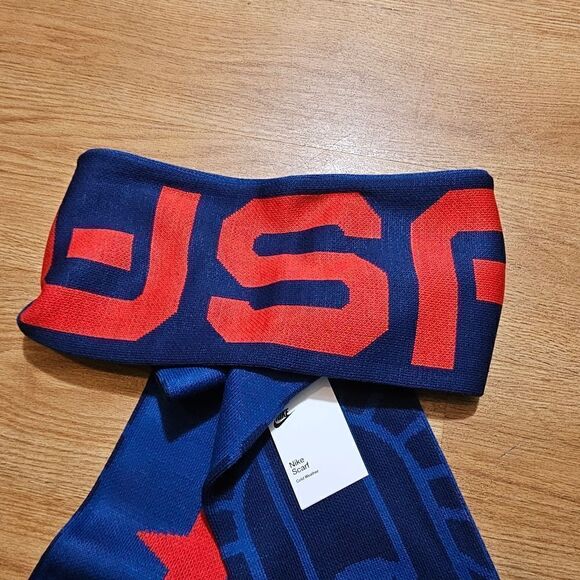 Nike Team USA Knit Scarf Unisex Blue Red White Eagle Star Logos Brand New - Picture 6 of 8
